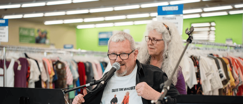 Take me thriftin’ 17 1662a1 8abfdeeb27744a0fa8e9f4b6c55fb7f6mv2